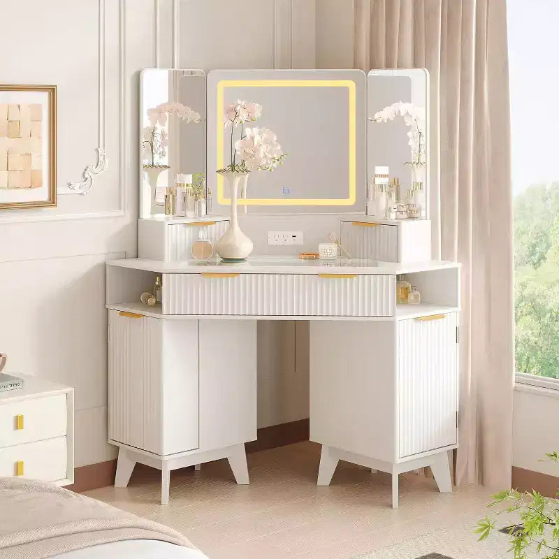 Coiffeuse cannelée de 48 pouces avec miroir et lumières, prise de chargement et miroir lumineux à 3 panneaux